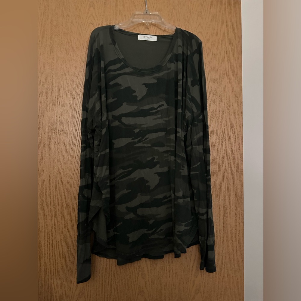 ✨SOLD✨ A Beautiful Soul Top